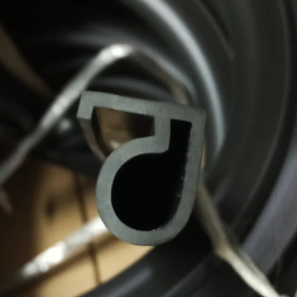 JEBE BURLETE PERFIL P/PUERTA TF1480 X 5MTS