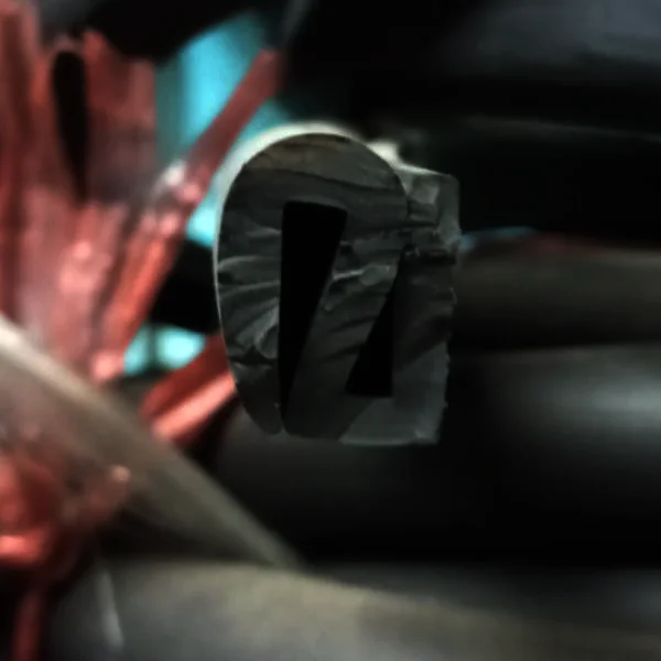 PERFIL CAUCHO SBR PARA PUERTA CAMARA TIPO S X 5MT